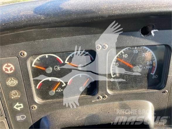 CAT 740 Дъмпери/моторни превозни средства