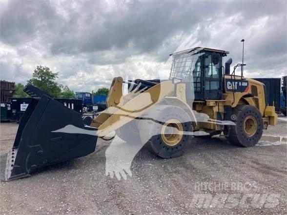 CAT 950M Колесни товарачи