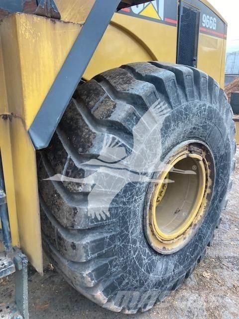 CAT 966G II Колесни товарачи