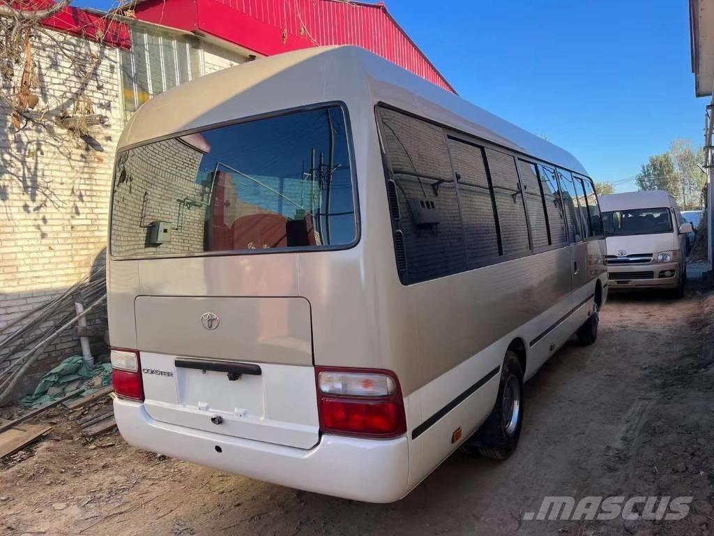 Toyota Coaster Bus Мини бусове