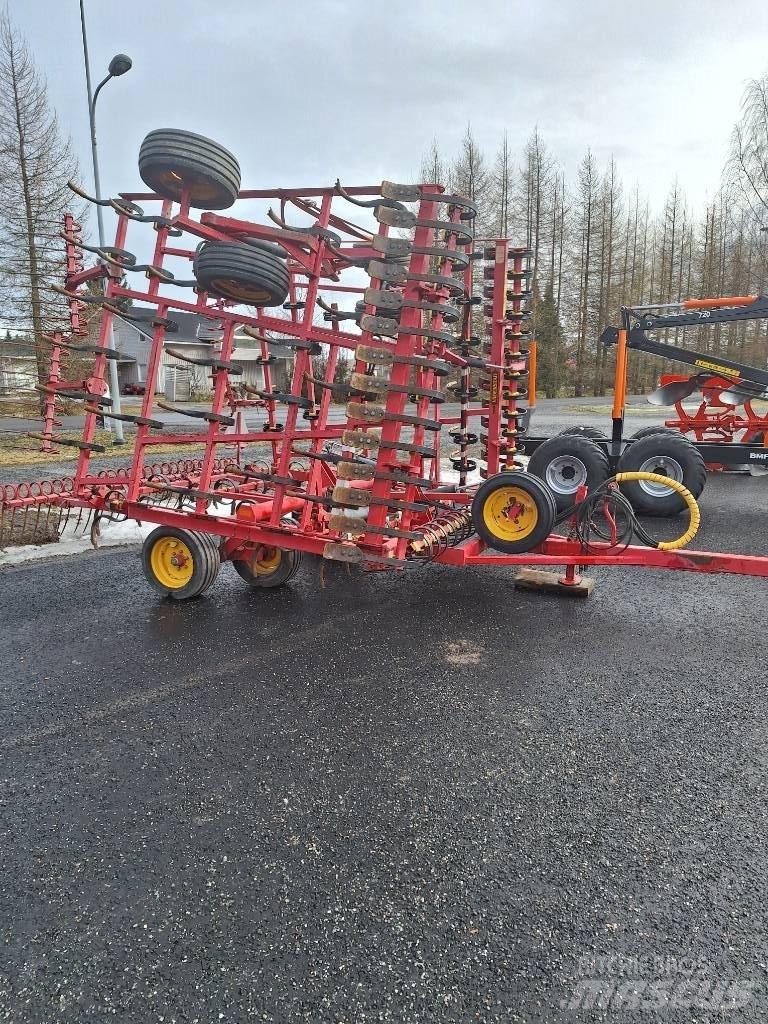 Väderstad NZE 700 Брани