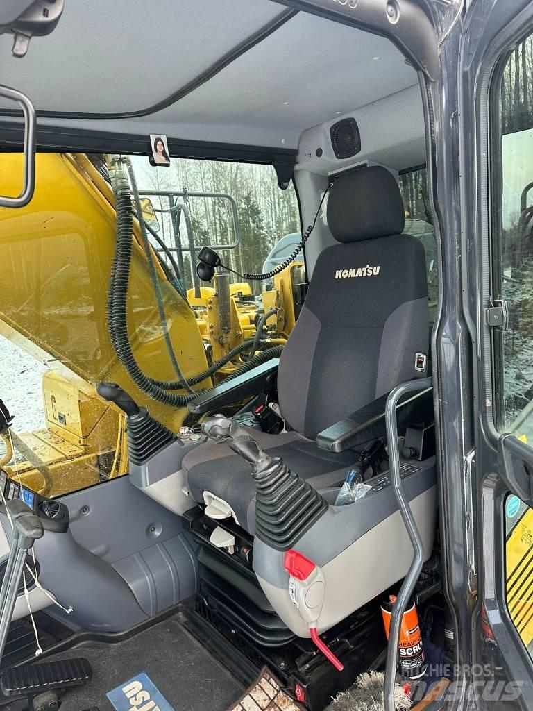 Komatsu PC210LC-11 Верижен екскаватор