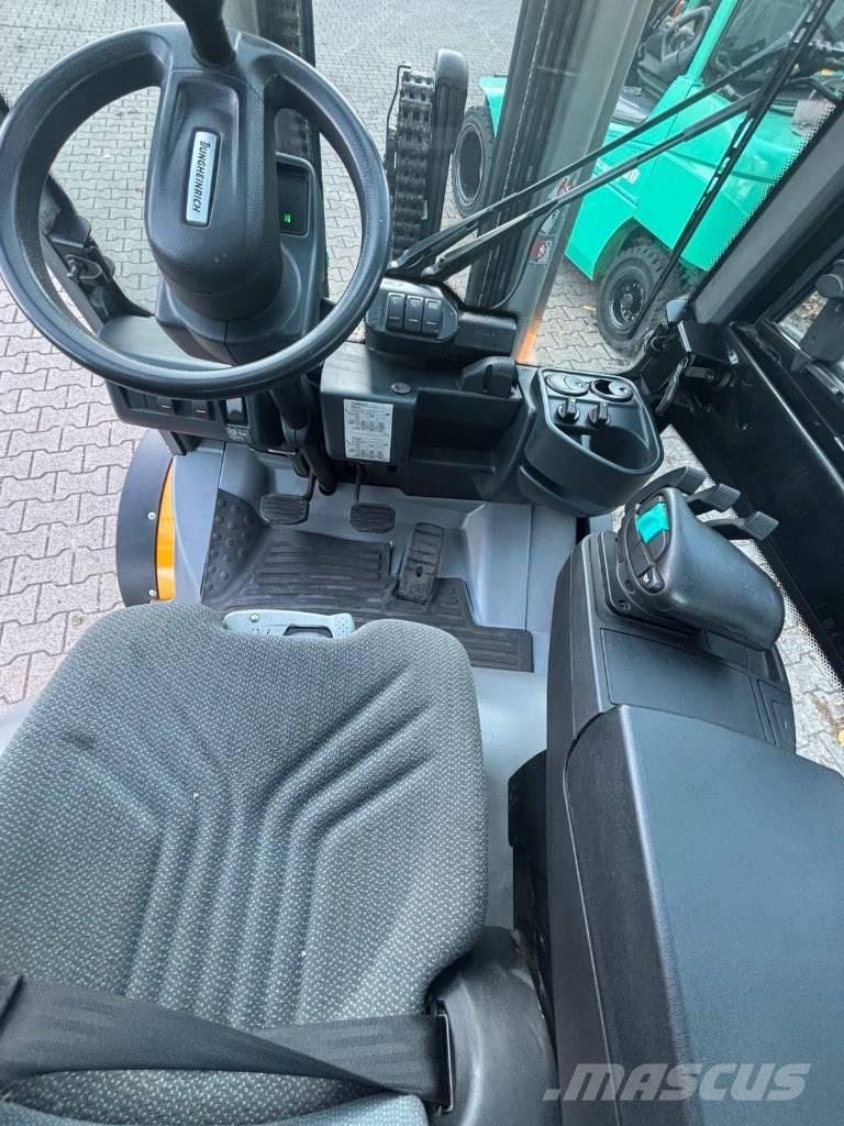 Jungheinrich TFG 435 Камиони с АГУ