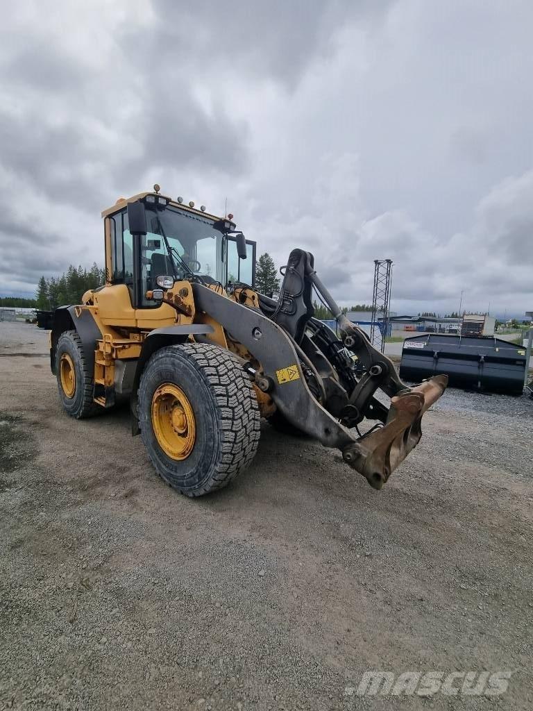 Volvo L 90 F Колесни товарачи
