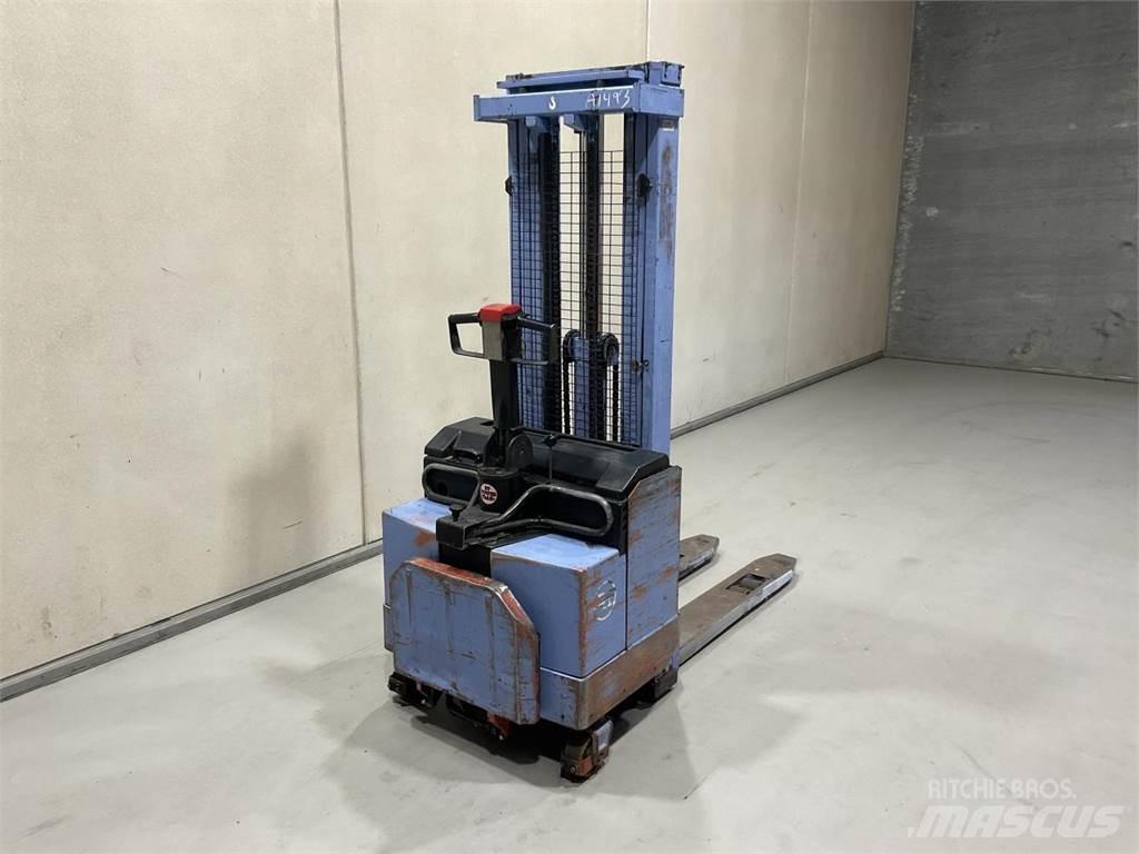 BT LSV 1250 E Самоходни товарачи