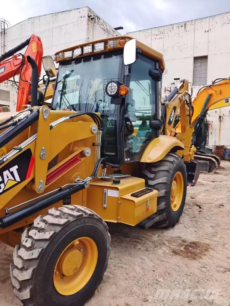 CAT 420 F Товарач със заден ексватор