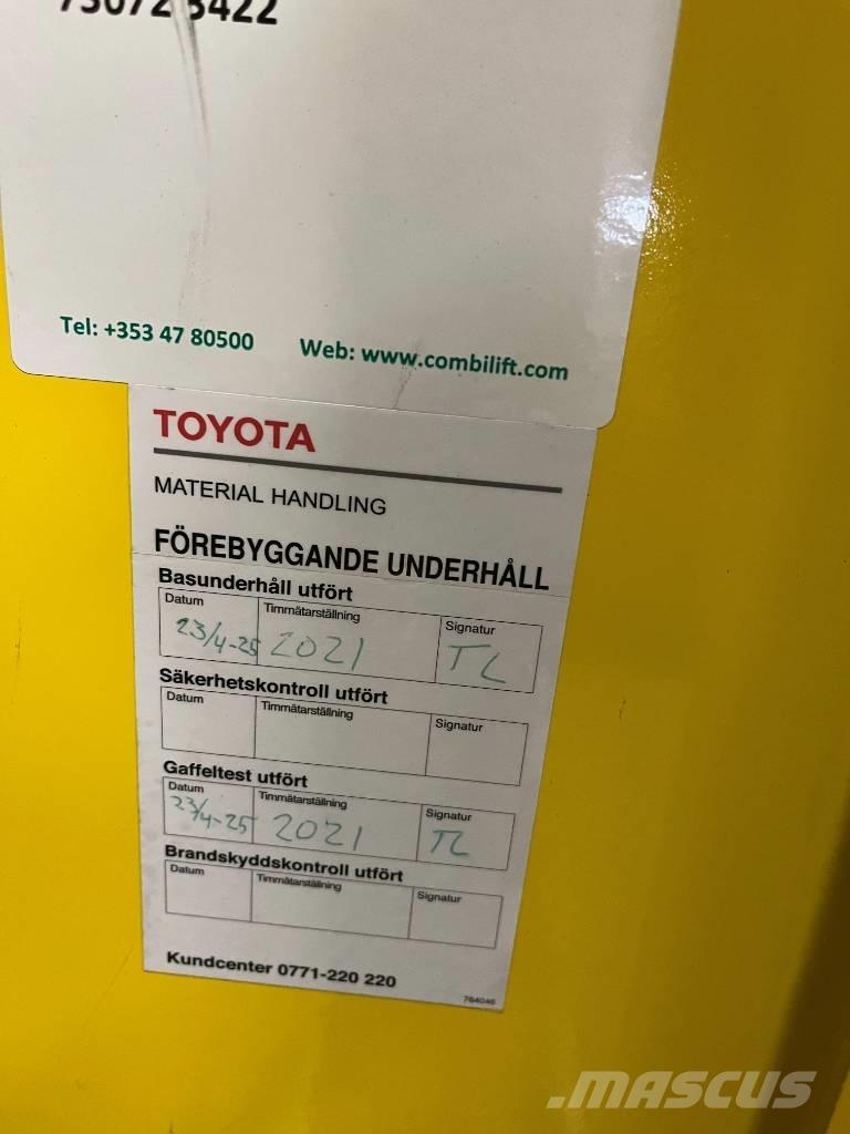 Combilift C3000STE Повдигач с движение в 4 посоки