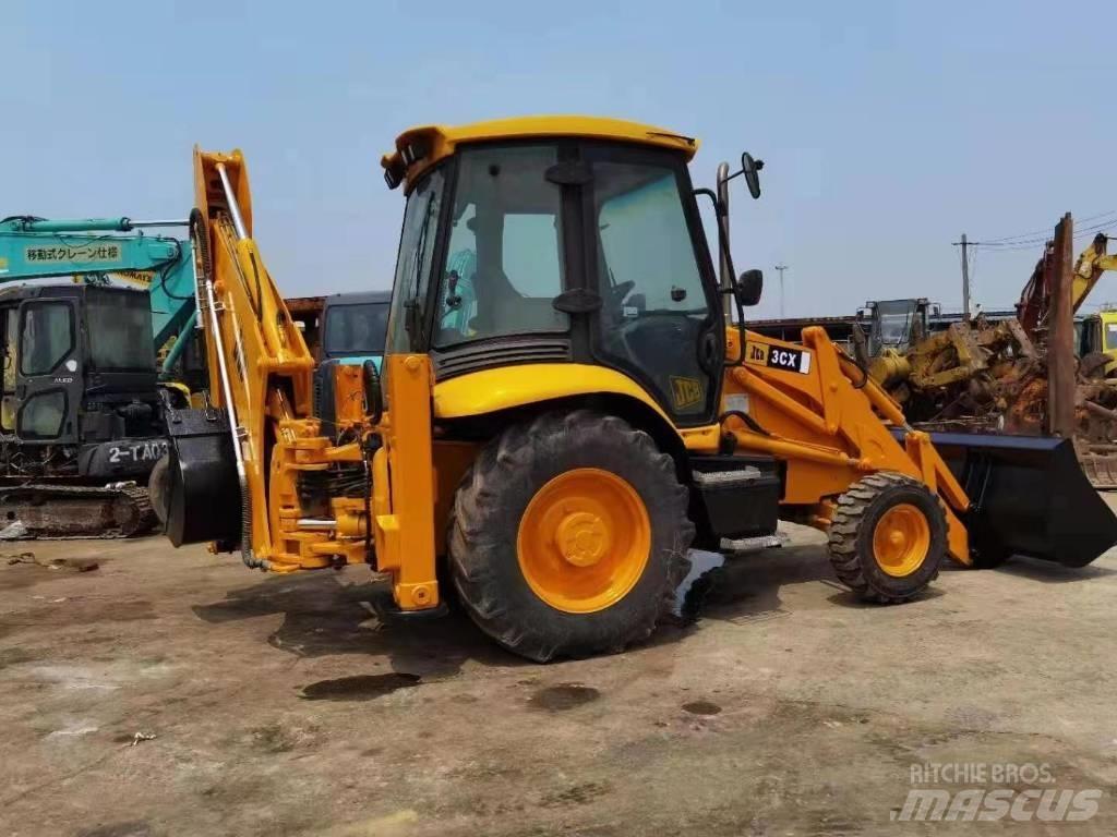 JCB 3 CX Товарач със заден ексватор