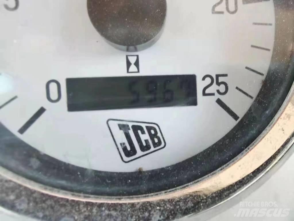 JCB 3 CX Товарач със заден ексватор