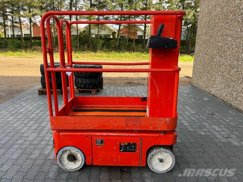 Snorkel TM 12 Вертикални мачтови повдигачи
