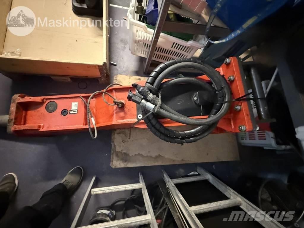 Rammer R 10 P Чукове/Раздробители
