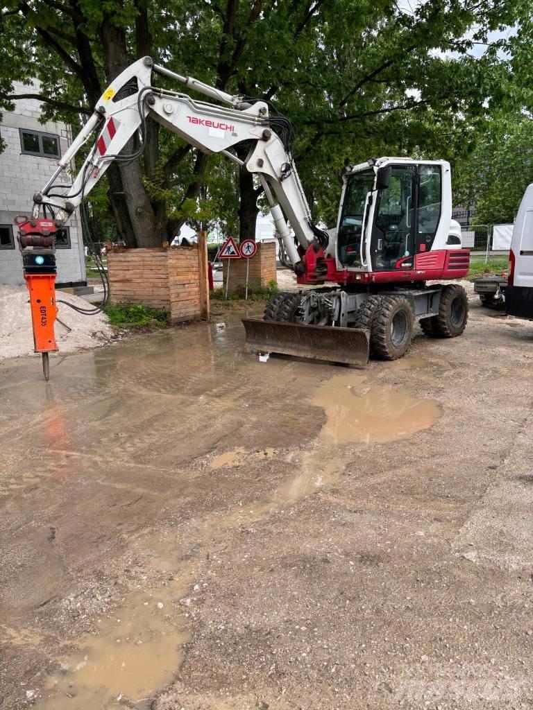 Takeuchi TB295W Колесни екскаватори