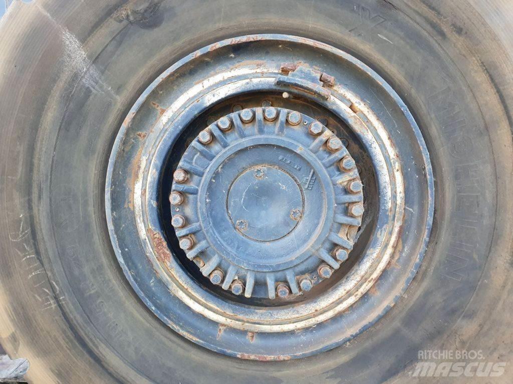 Michelin 29.5 R29 Гуми