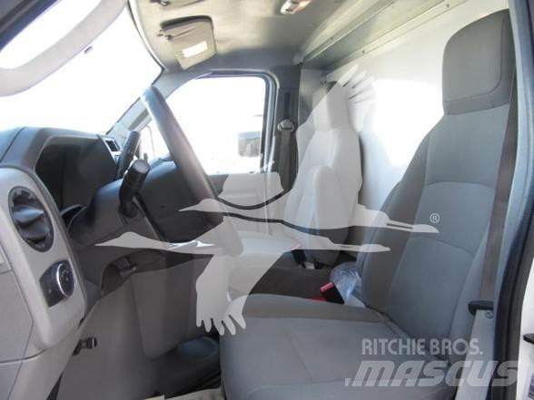 Ford E450 Строителство - Други