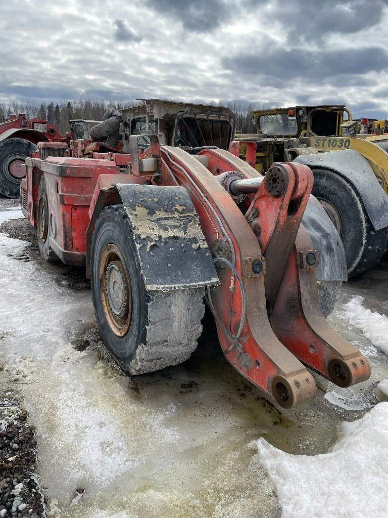 Sandvik LH 307 Подземни товарачи