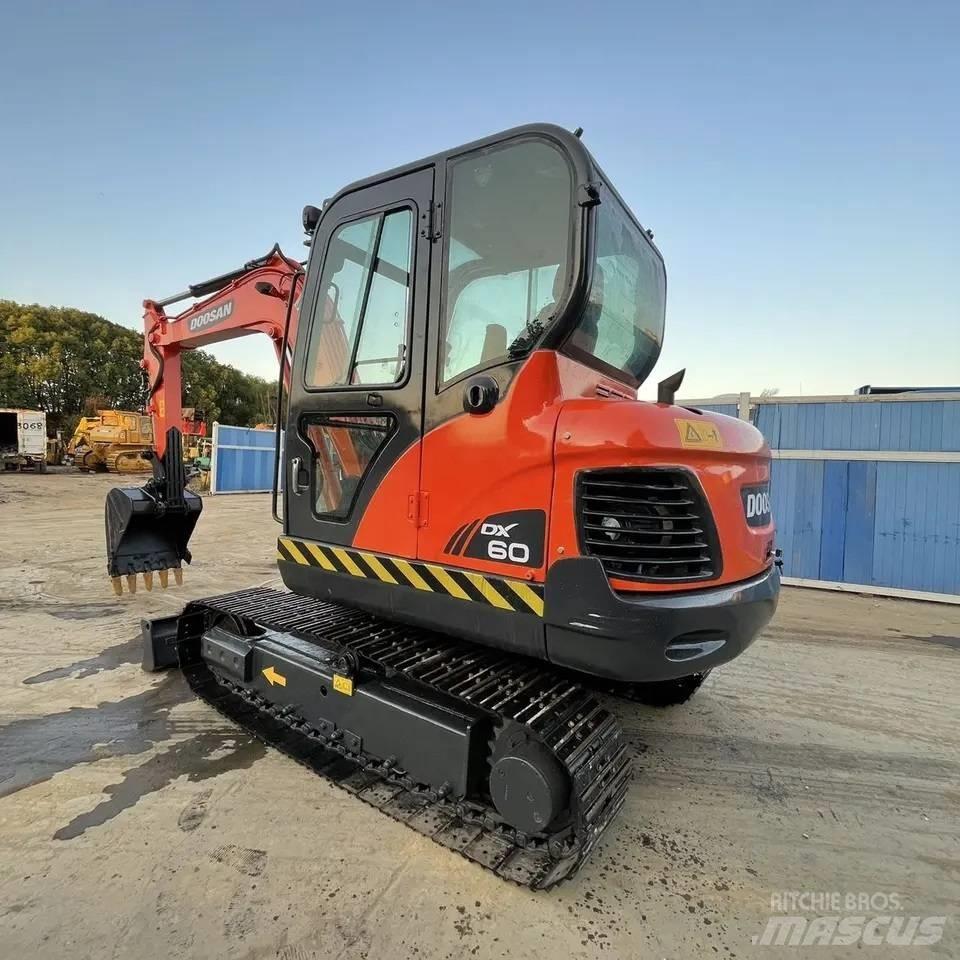 Doosan DX 60 Мини екскаватори < 7 т