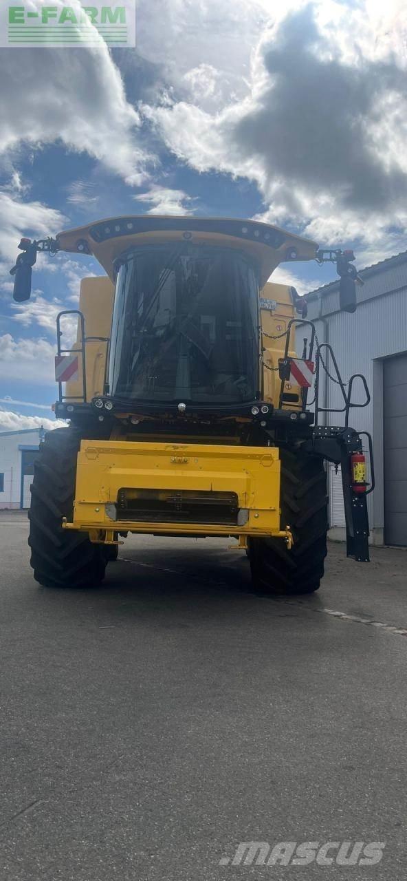 New Holland CX7.80 Комбайни
