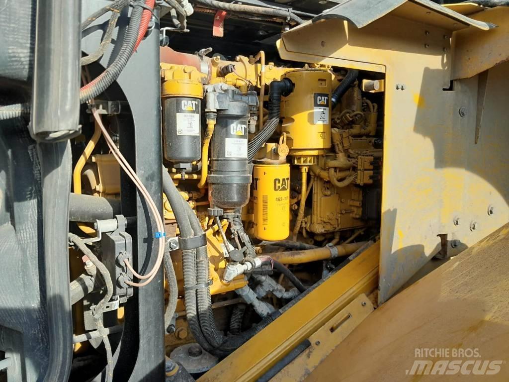 CAT 950 M Колесни товарачи