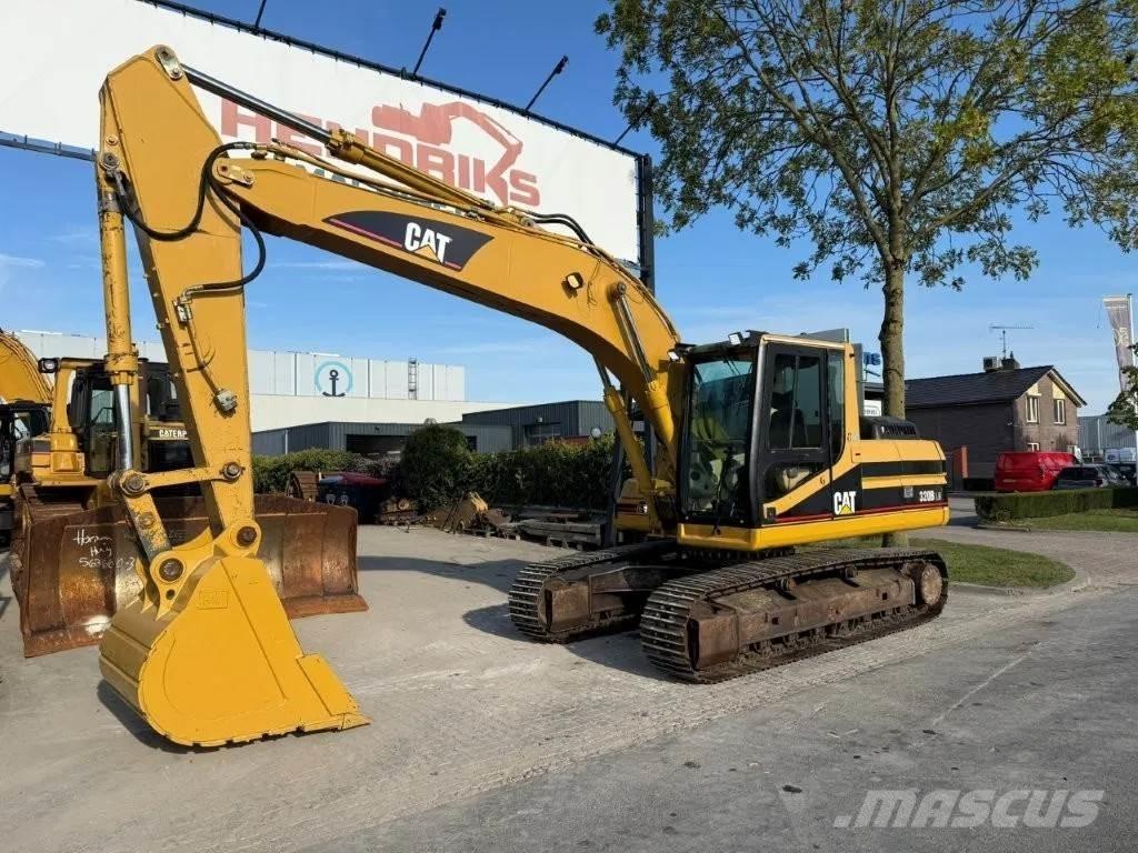 CAT 320BLN Товарач със заден ексватор