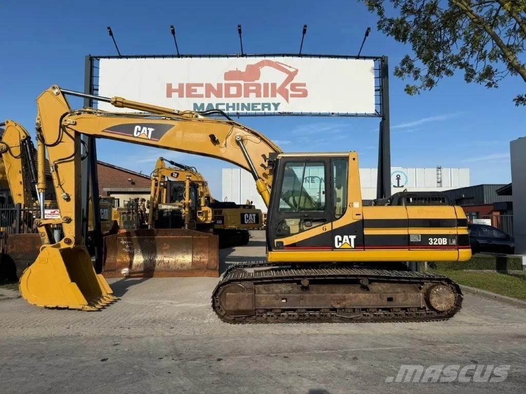 CAT 320BLN Товарач със заден ексватор