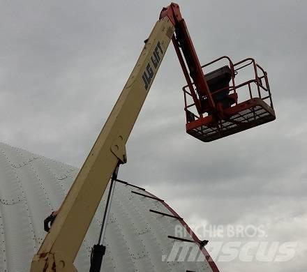 JLG AJ 600 Компактни самоходни стрелови подемници
