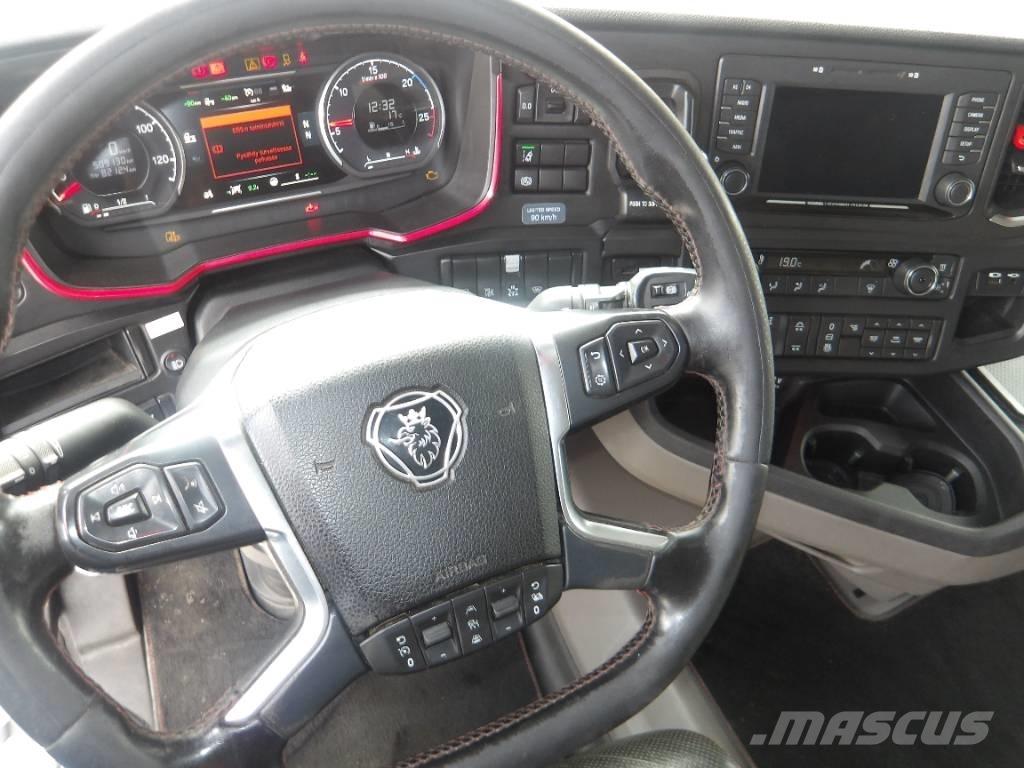 Scania R580 6x2 Камиони с кран с кука