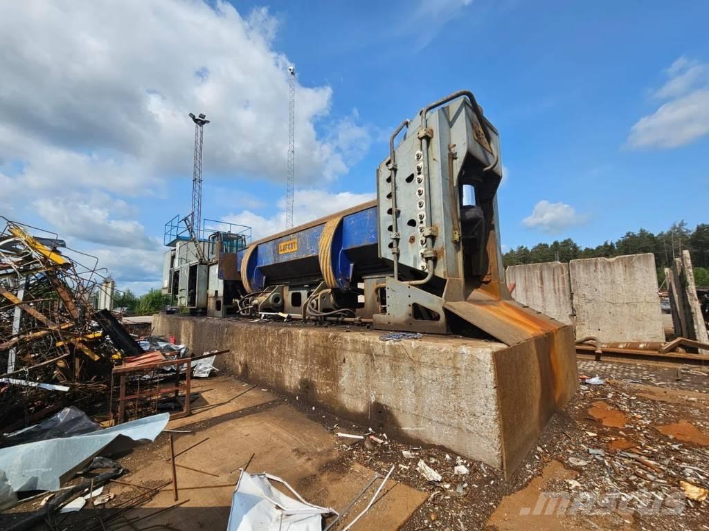 Lefort 850 Промишлени балировачки