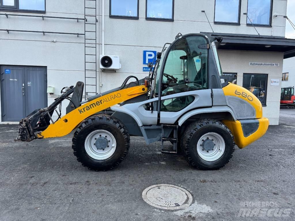 Kramer 680 Колесни товарачи