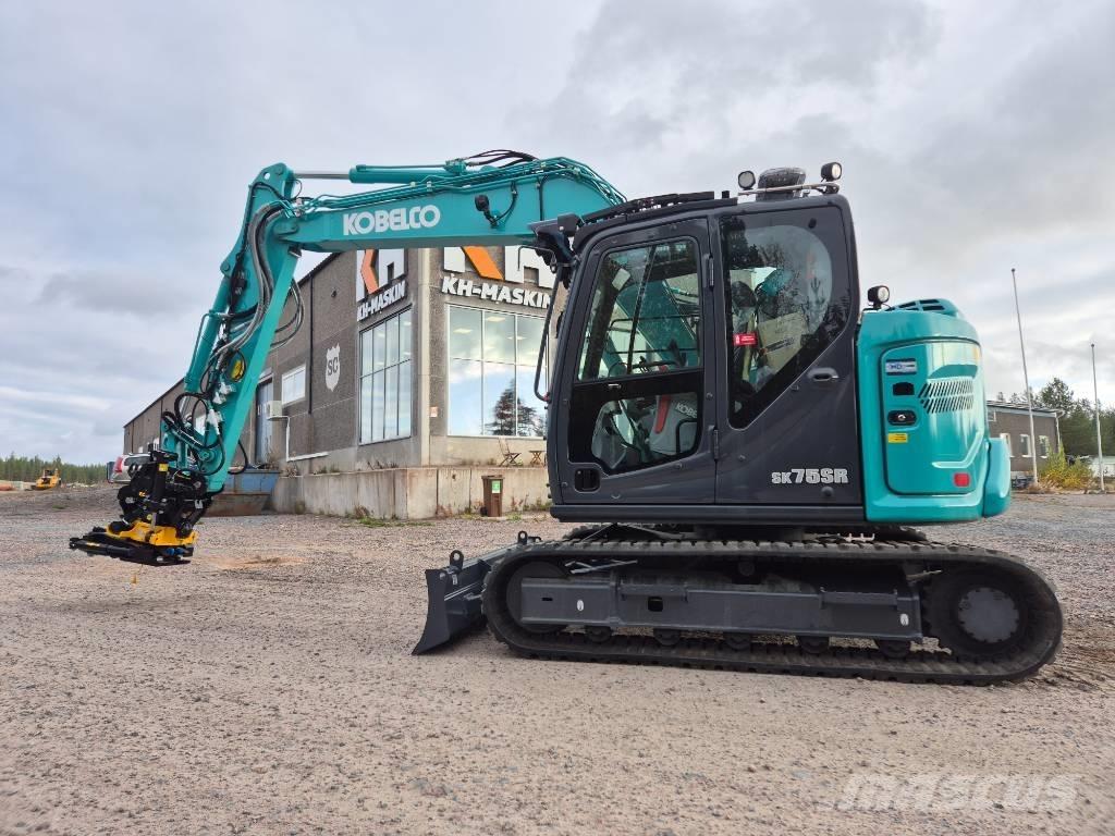 Kobelco SK75SR-7 Средни екскаватори 7т - 12т