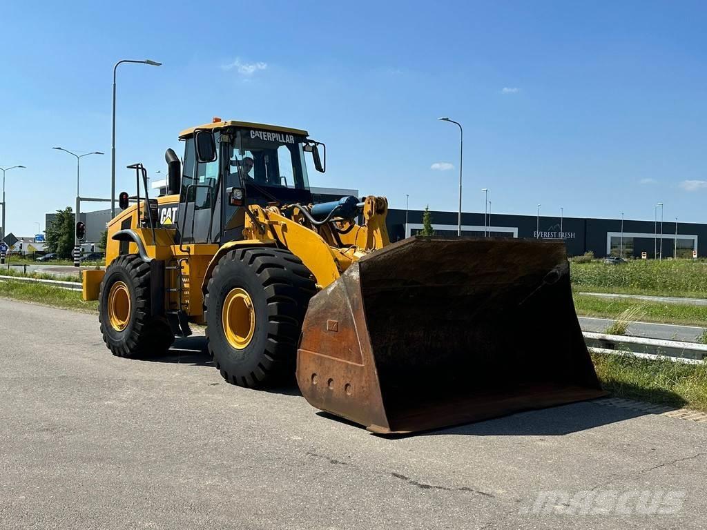 CAT 966H Колесни товарачи