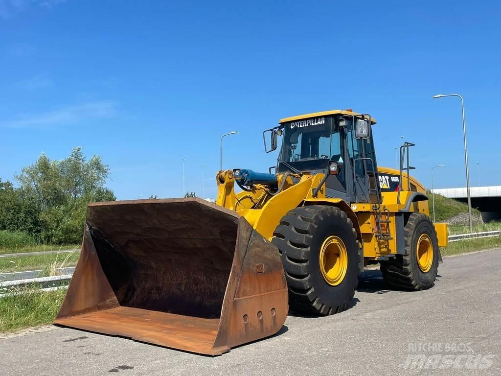 CAT 966H Колесни товарачи