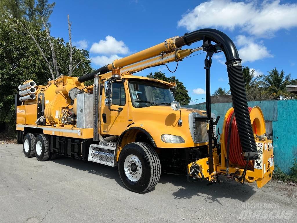 Freightliner M2 Комби / вакуум камиони
