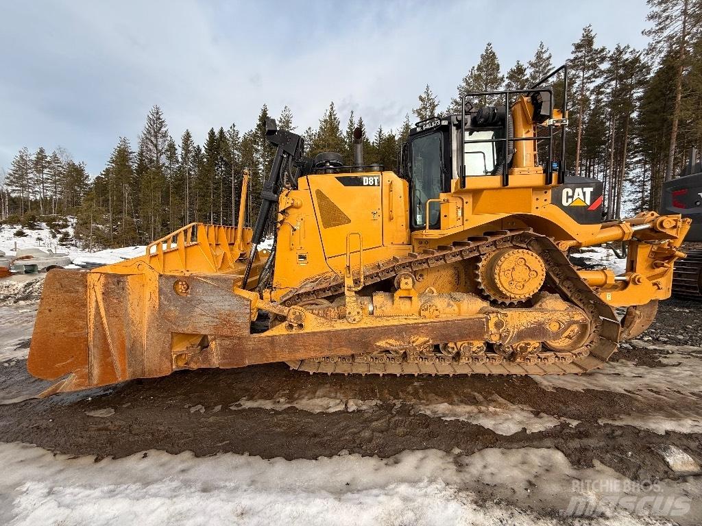 CAT D8T Верижни булдозери
