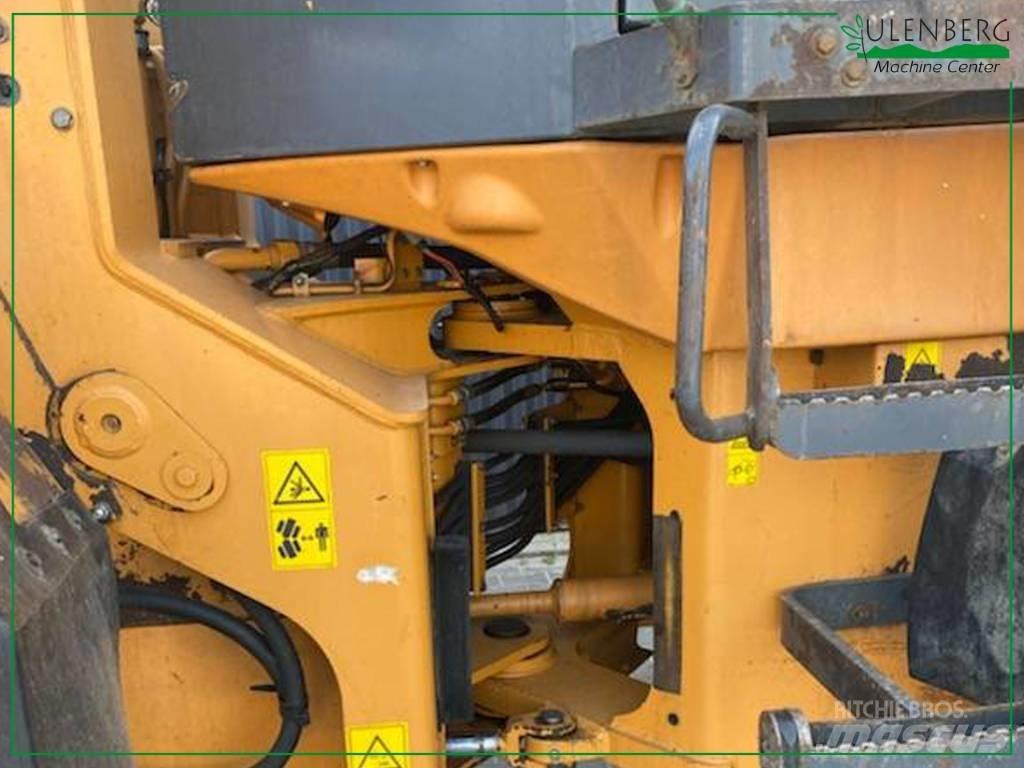 CASE 621 C Колесни товарачи