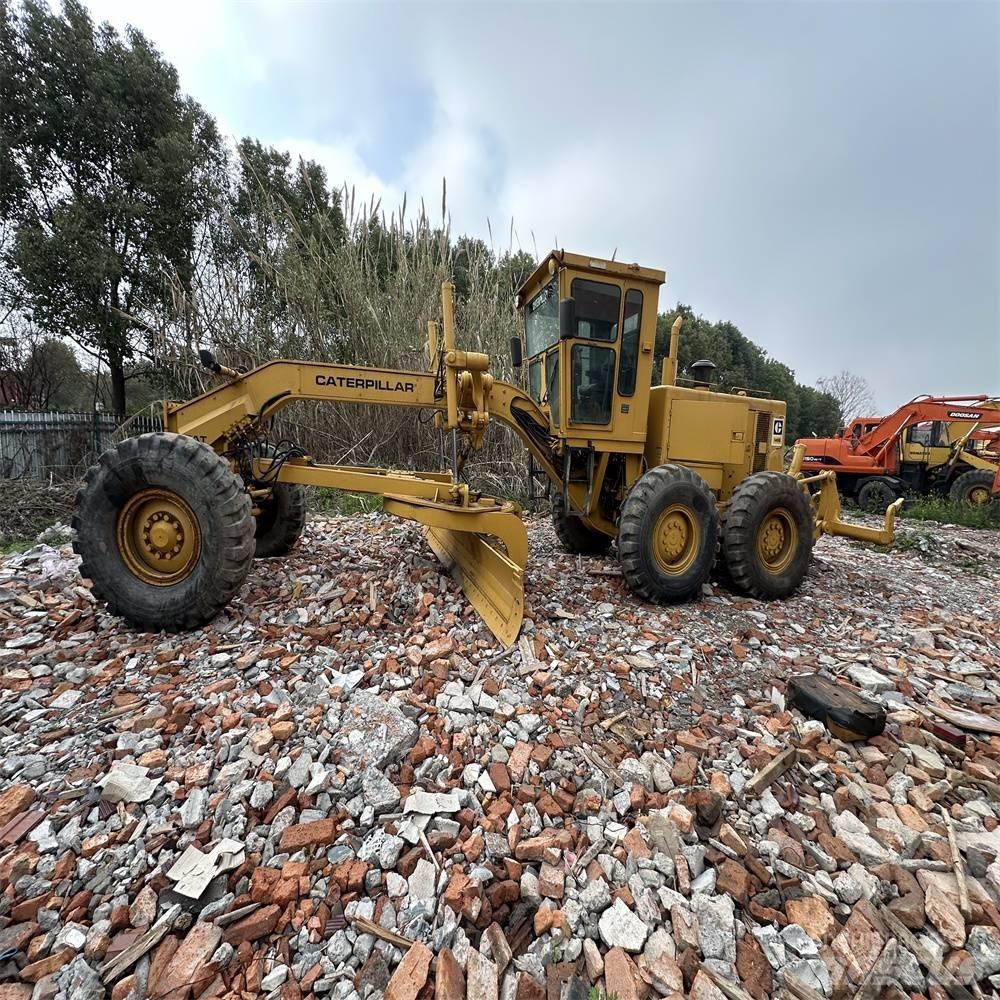 CAT 140 G Грейдери