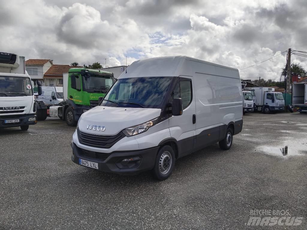 Iveco DAILY 35S16 Фургони
