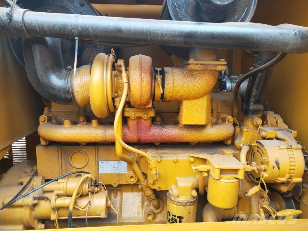 CAT 140K Грейдери