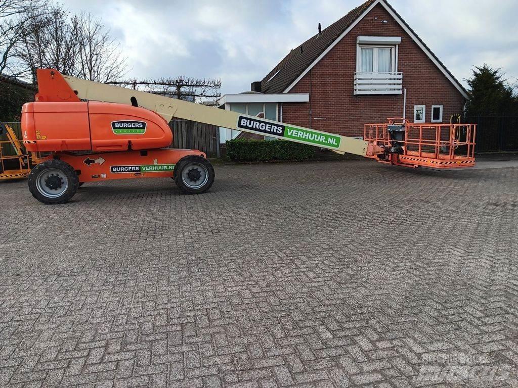 JLG 680S Телескопични повдигачи
