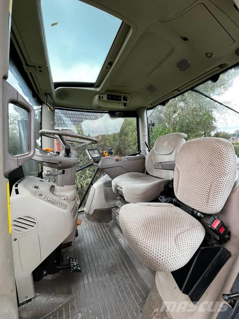 John Deere 6110 R Трактори