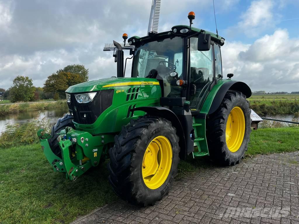 John Deere 6110 R Трактори