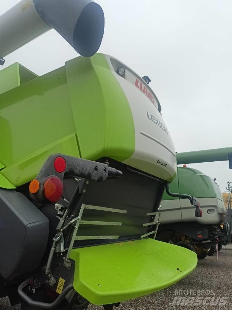 CLAAS Lexion 670 Комбайни