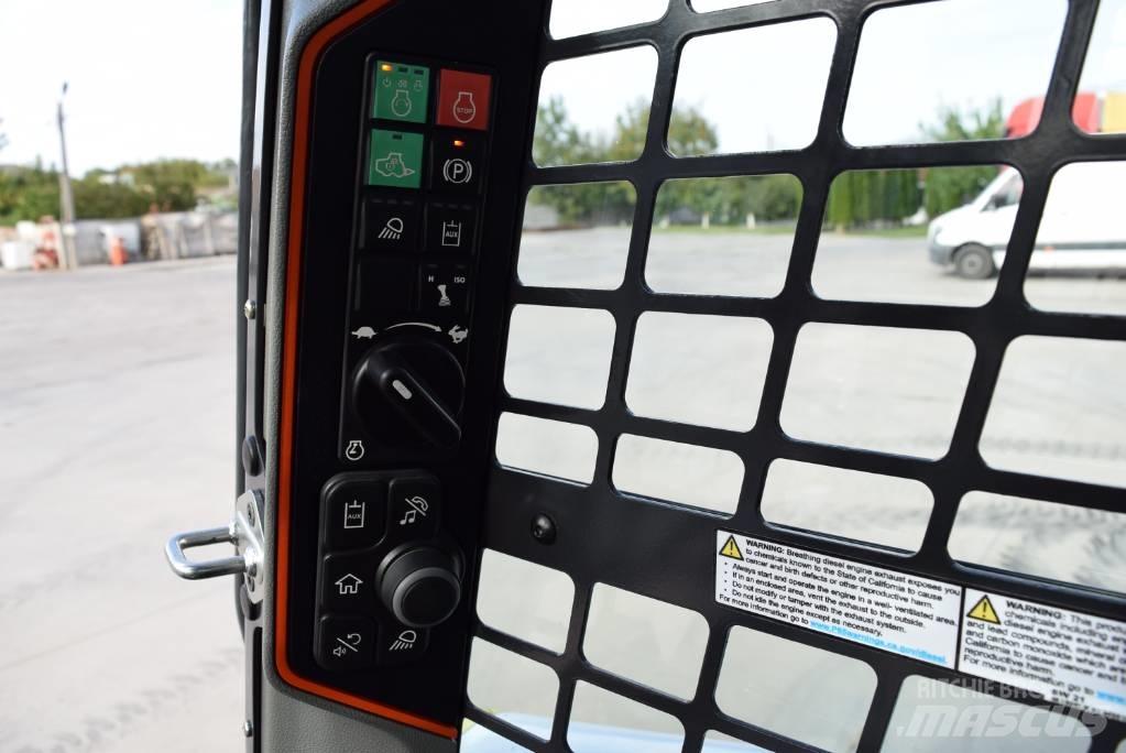 Bobcat S 64 Мини товарачи
