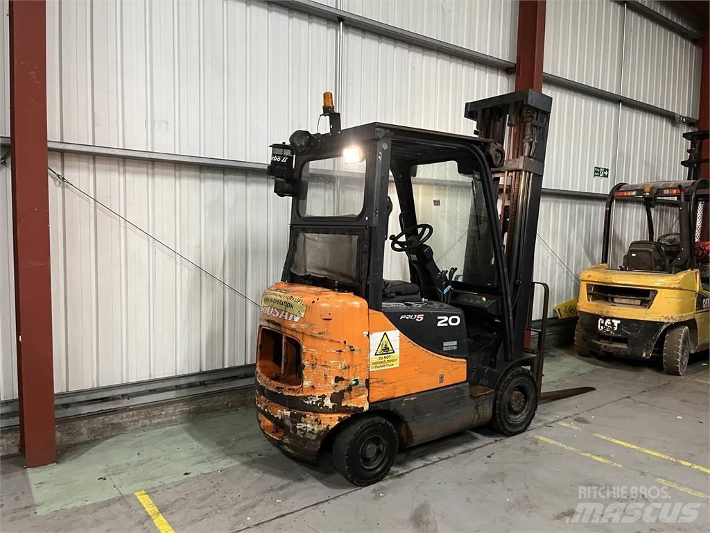 Doosan D20SC-5 Дизелови камиони