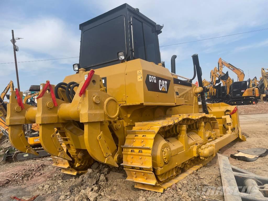 CAT D 7 G Верижни булдозери
