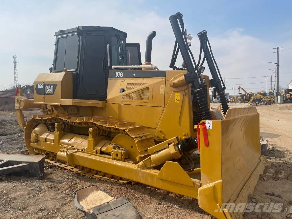 CAT D 7 G Верижни булдозери
