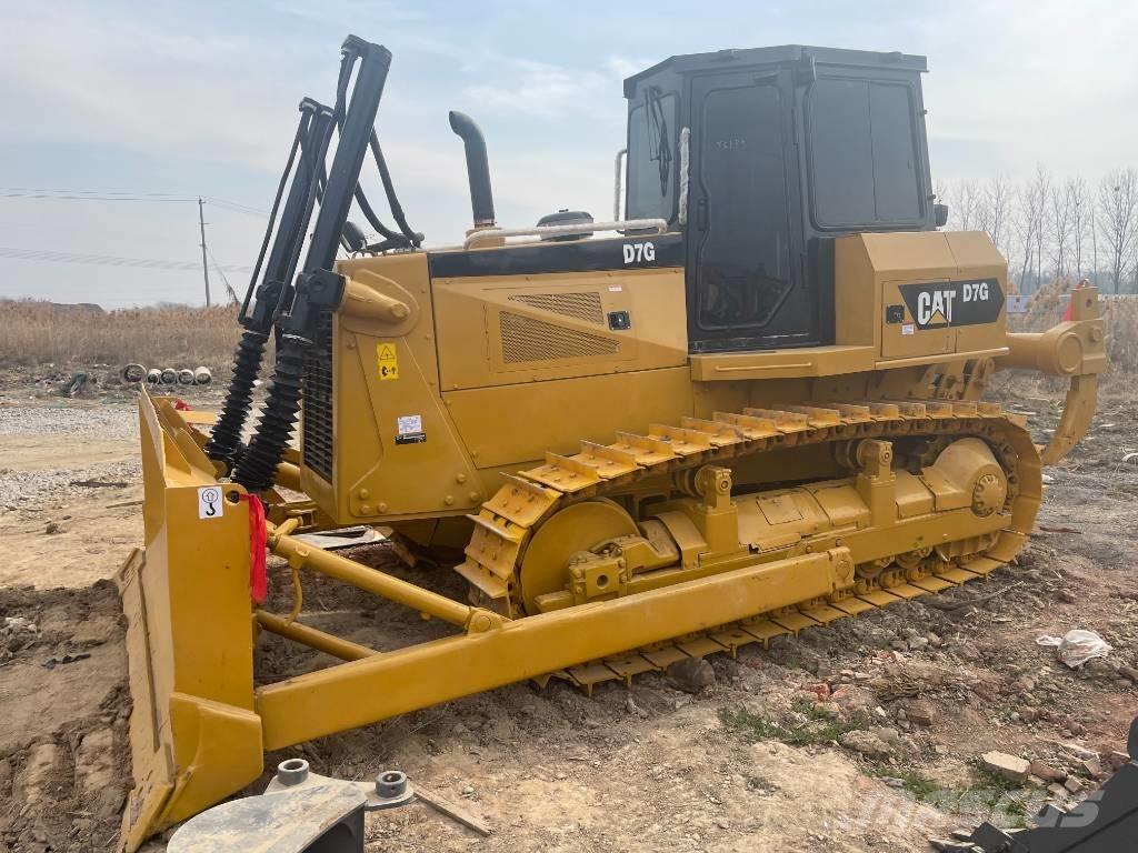 CAT D 7 G Верижни булдозери

