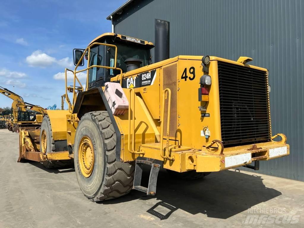CAT 824H Колесни булдозери

