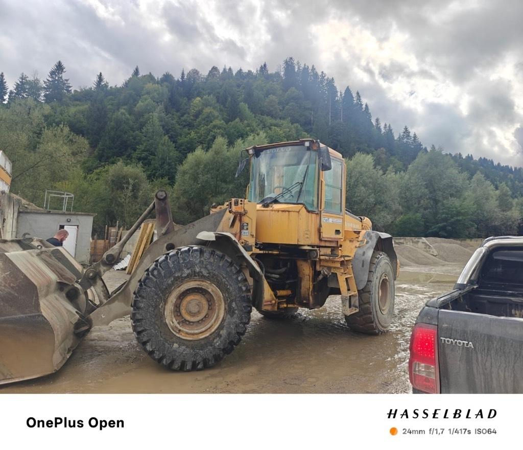 Volvo L 120 Радиатори
