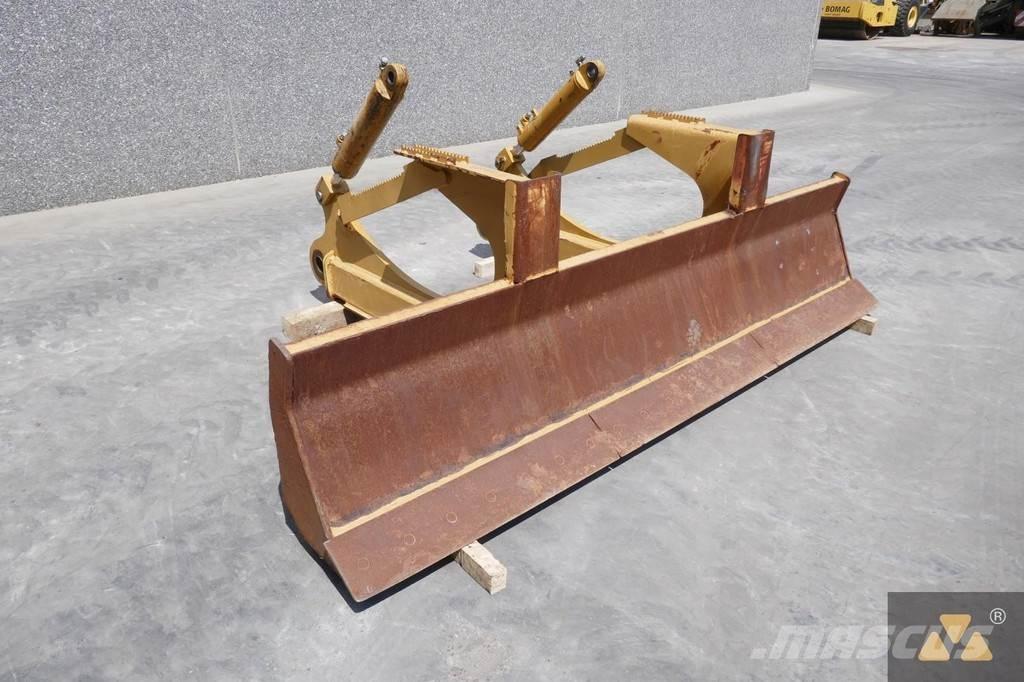 CAT Skidder blade Остриета