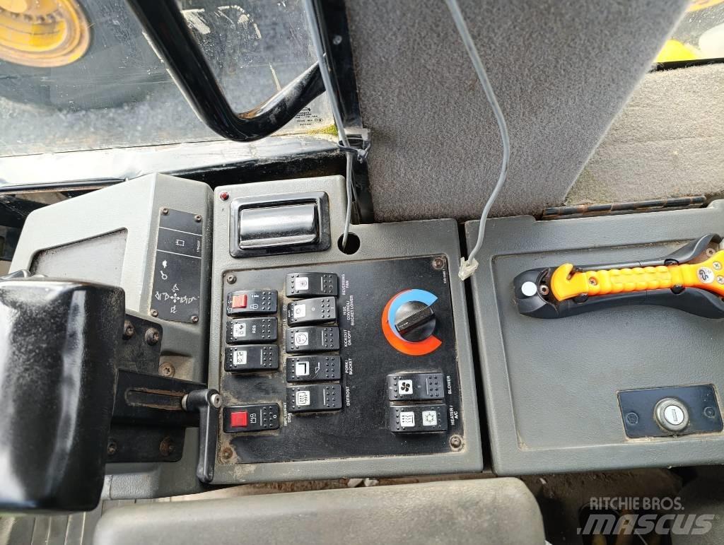 CAT 930 G Колесни товарачи